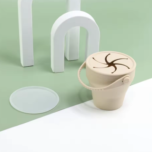 Free Silicone Snack Cup